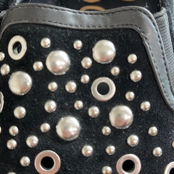 Sam Edelman Paven  Black Leather Silver Metal Studs Slip On Flats size 8 - Picture 9 of 11